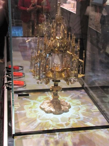 Federatieraad bezoekt O.L.Vrouwebasiliek en Teseum  in Tongeren 