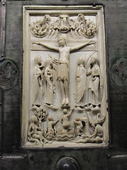 Federatieraad bezoekt O.L.Vrouwebasiliek en Teseum  in Tongeren 