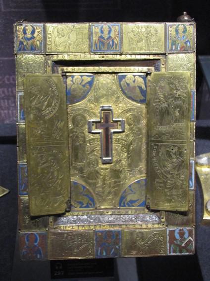 Federatieraad bezoekt O.L.Vrouwebasiliek en Teseum  in Tongeren 