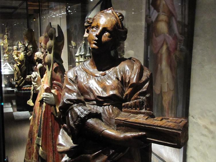 Federatieraad bezoekt O.L.Vrouwebasiliek en Teseum  in Tongeren 