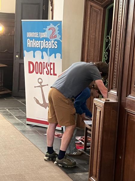 Vormseltocht in de Sint-Willibrorduskerk, zaterdag 12 april 2025 © Dirk Bellens