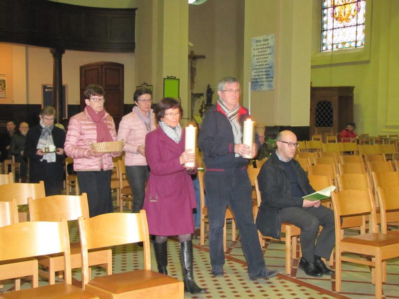 Voetwassing Witte Donderdag in de Sint Servaaskerk 