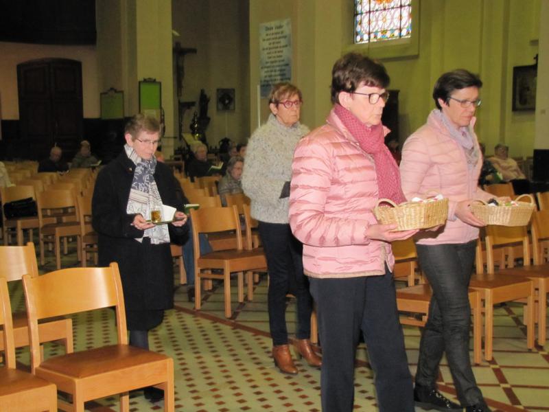 Voetwassing Witte Donderdag in de Sint Servaaskerk 