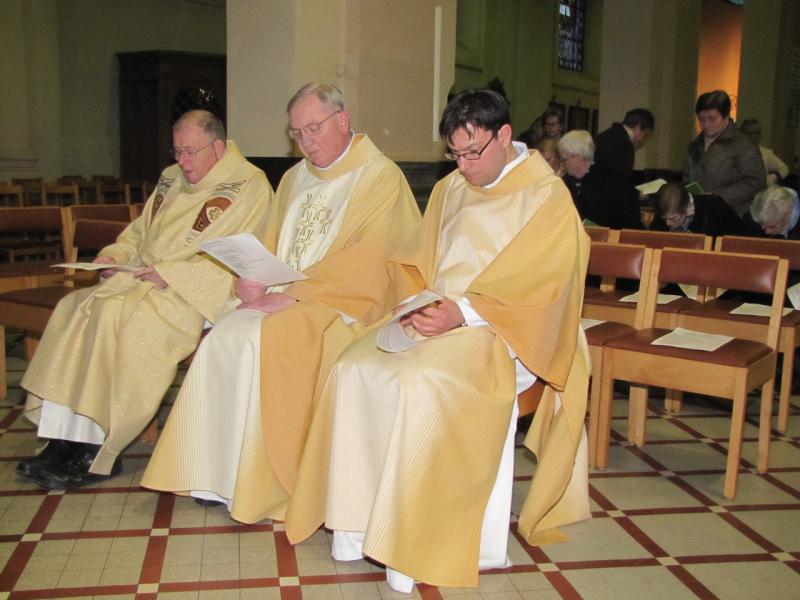 Voetwassing Witte Donderdag in de Sint Servaaskerk 