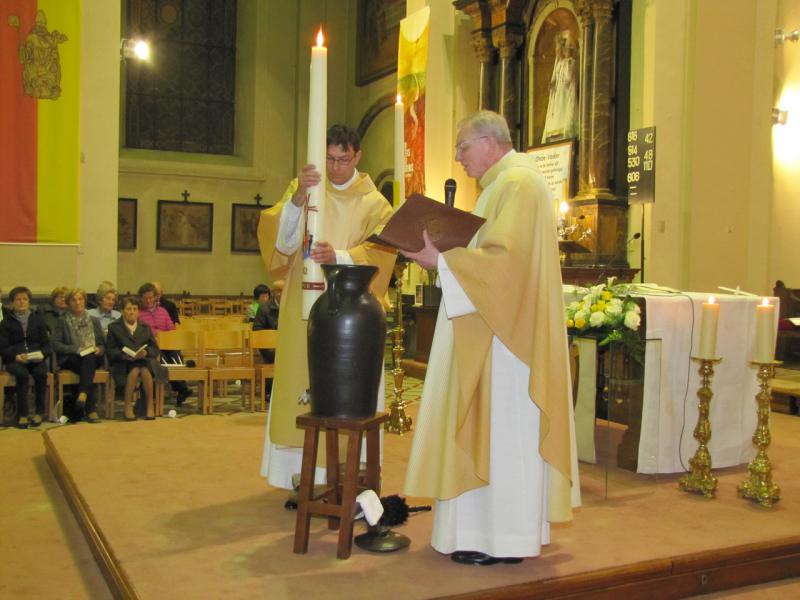 Viering Paaszaterdag in de Sint Servaaskerk 