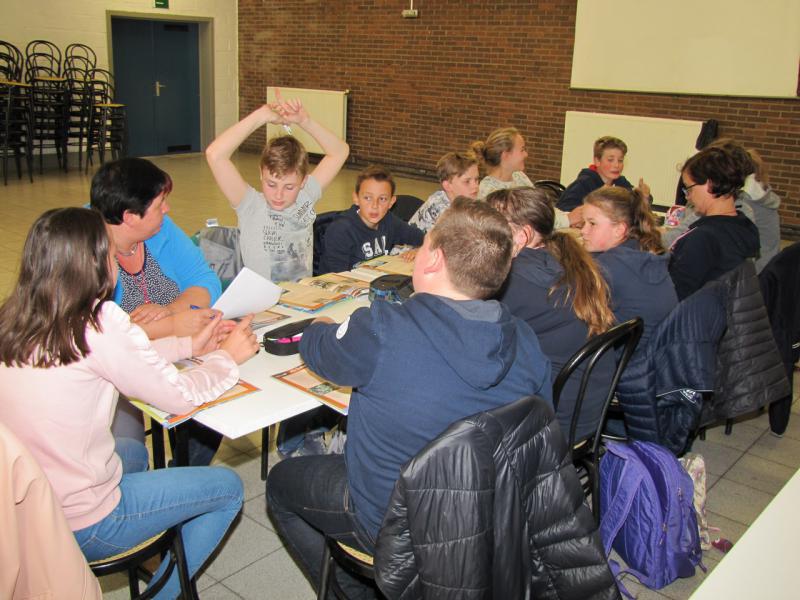 Foto`s van èèndaagse activiteiten en vormselviering vormelingen Centrum 