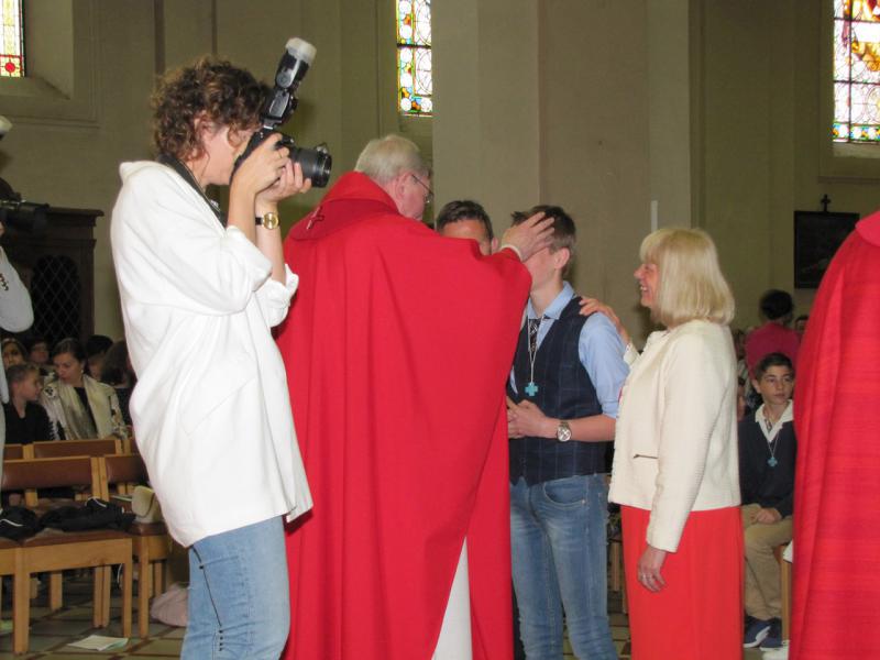 Foto`s van èèndaagse activiteiten en vormselviering vormelingen Centrum 