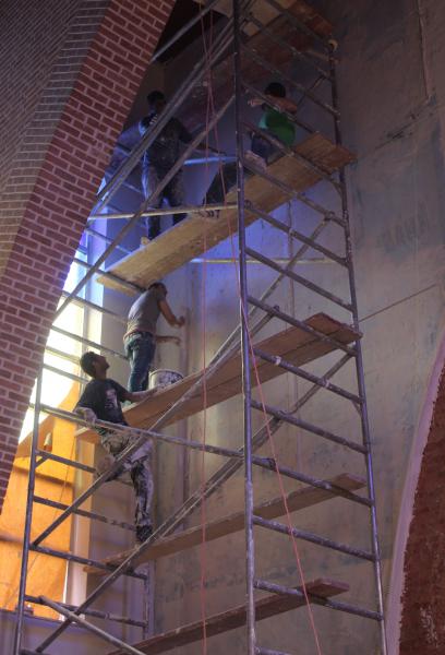 Er wordt op verschillende hoogten tegelijkertijd gewerkt © JvR