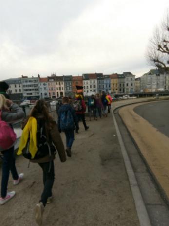 Op weg naar Sint-Lievenscollege © Kerk Stekene en Sint-Gillis-Waas