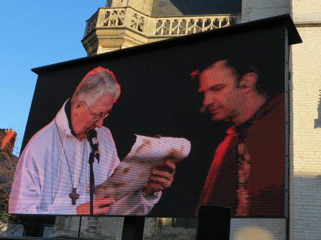 Ridder Alowin wil een Christen worden  © Kerk Stekene en Sint-Gillis-Waas