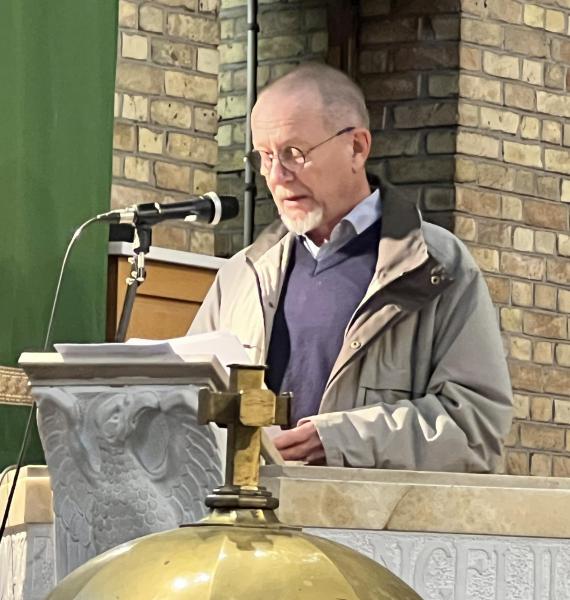 Guido Hendrickx uit Hoboken las de beden uit het gebed om ontferlming © Dirk Bellens