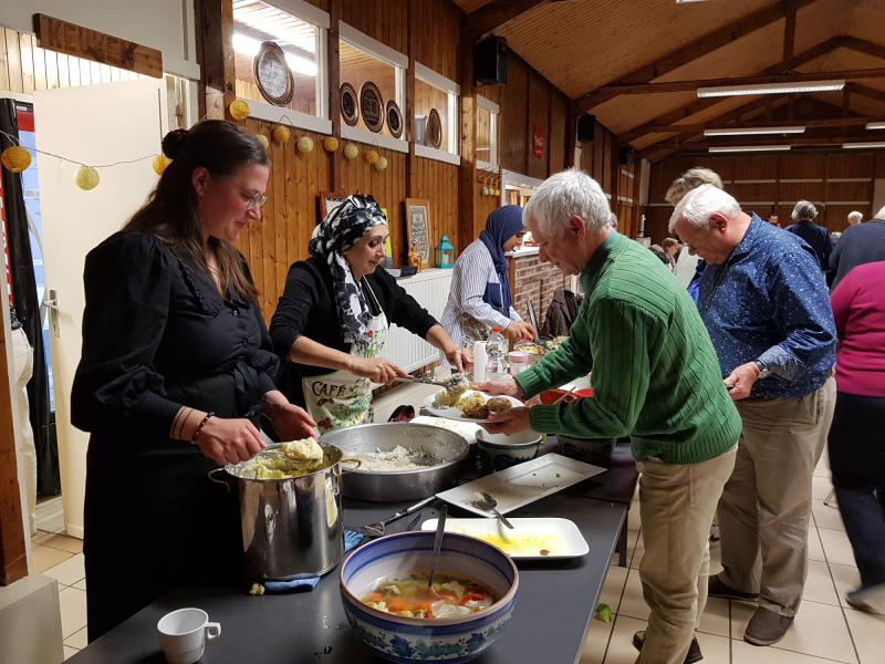 Iftar maaltijd in Aalst © E.H. Marc Verwaeren