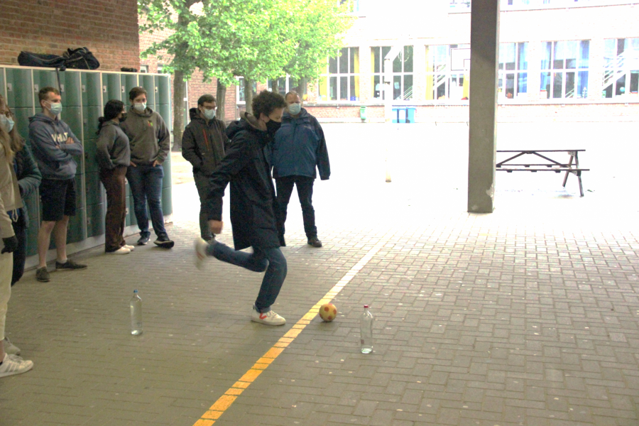 Er werden hele strategieën uitgedacht over waarnaar je de bal moest trappen 