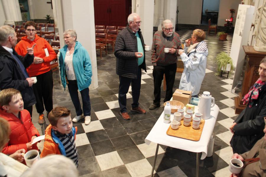 koffiestop in de St.Willibrorduskerk © Rik Maes