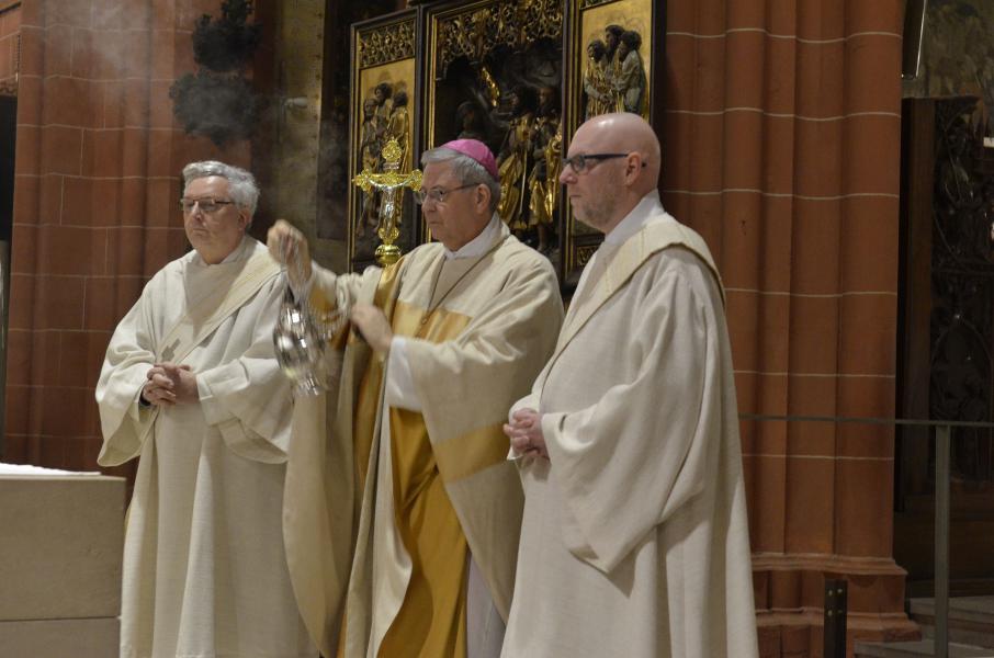 De eucharistie in de Dom van Frankfurt © D. Wiese-Gutheil/Kath. Stadtkirche