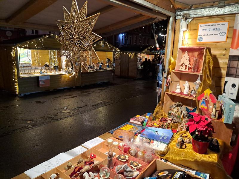 Kerstmarkt © Guido Vandeperre