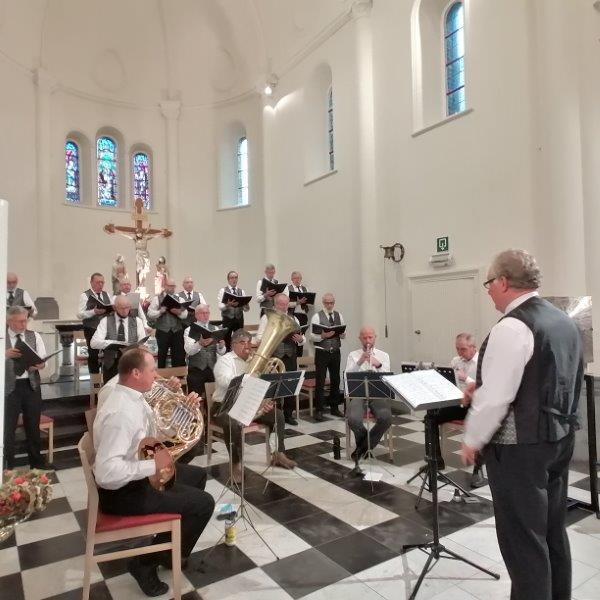 Sint-Ceciliakoor en koperkwintet © Sint-Ceciliakoor