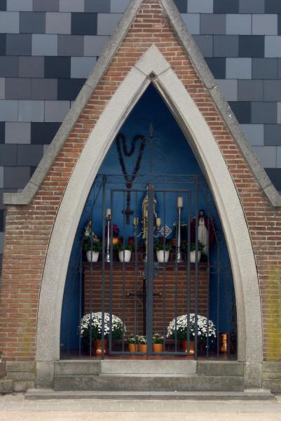 Hoek Kumtichsestraat - Kerkomsesteenweg - Kapel van O.L.- Vrouw van de zielen van het vagevuur © Karin Plattau