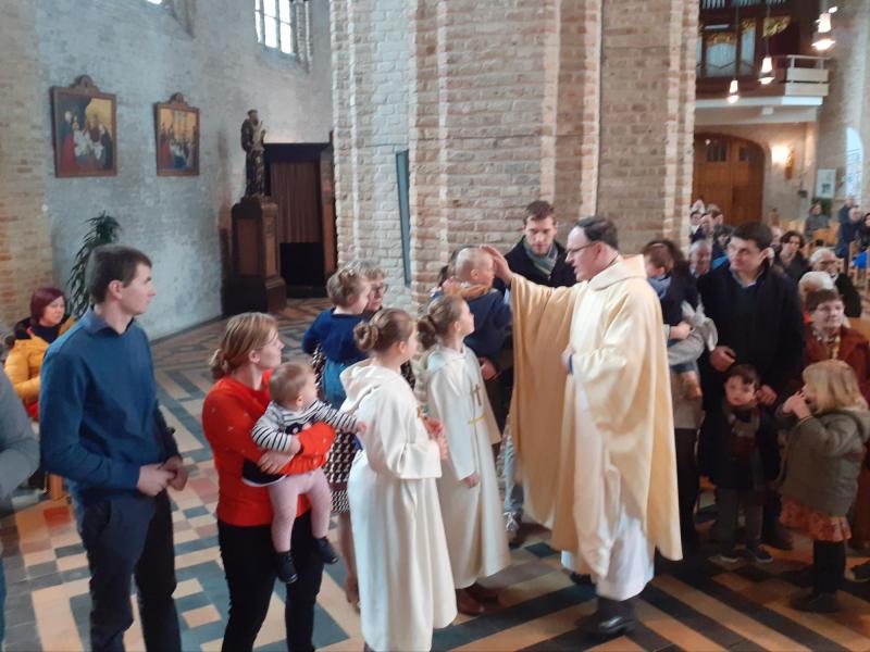 Lichtmisviering Sint-Pieterskerk Esen 9 februari 2020. 