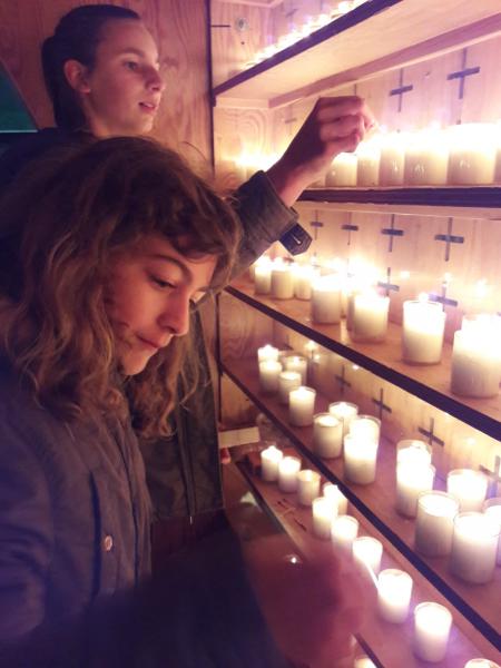 Activiteit van Inspirelli Turnhout: light a candle 