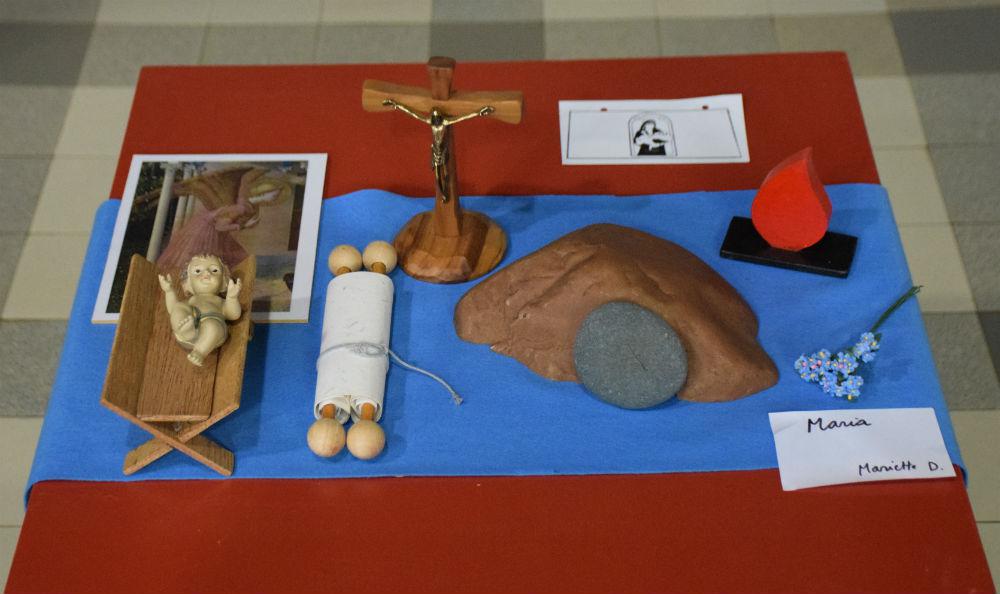 Het Godly Play vertelmateriaal van het verhaal over Maria © Hilde Pex