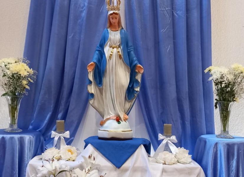Mariabeeld verzorgd door de Syrisch-katholieke gemeenschap, Heilige Familiekerk, Woluwe 