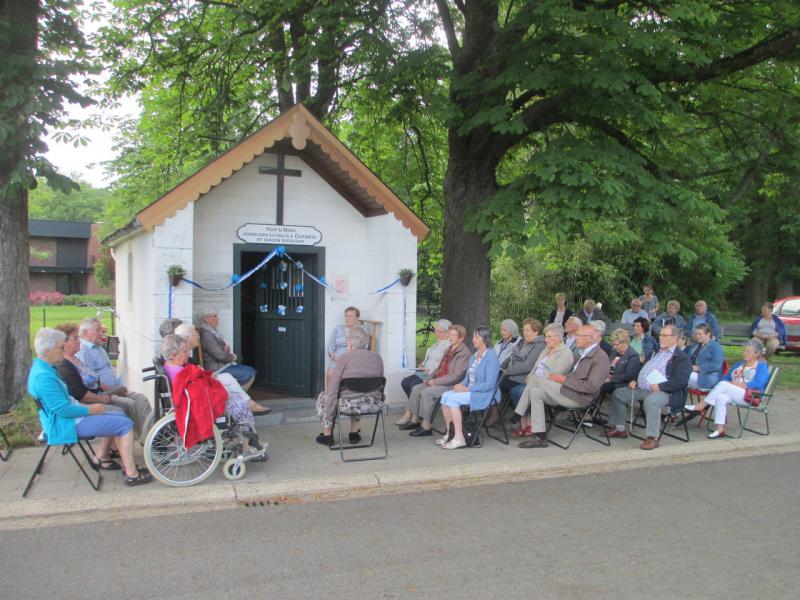 MARIANOVEEN AAN KAPEL VAN DE VISSERIJ 