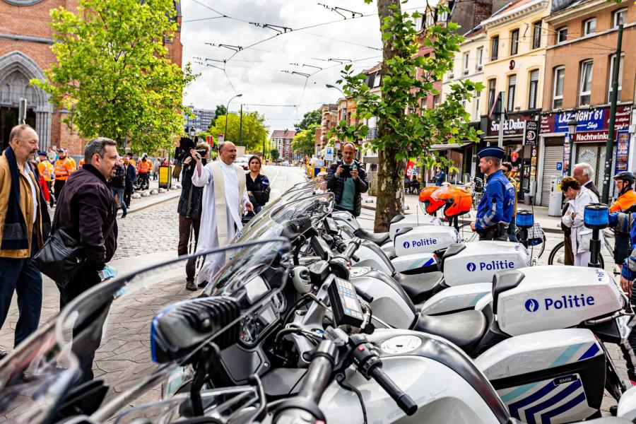 Moto zegening-0720.jpg © Frans Verwerft en Francis Gerits.