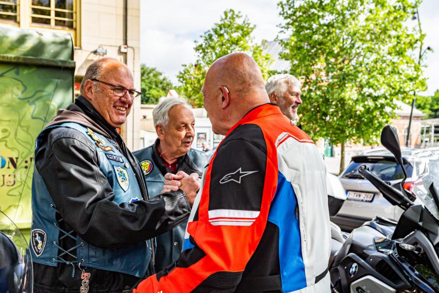 Moto zegening-0734.jpg © Frans Verwerft en Francis Gerits.