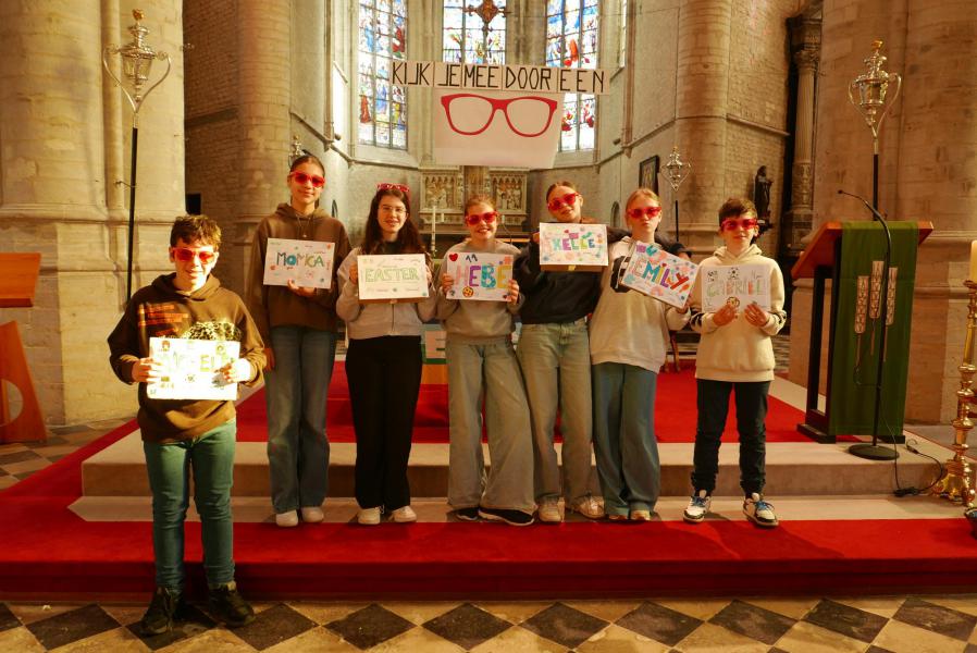  Naamopgave en de eerste lezing. © Leen. 