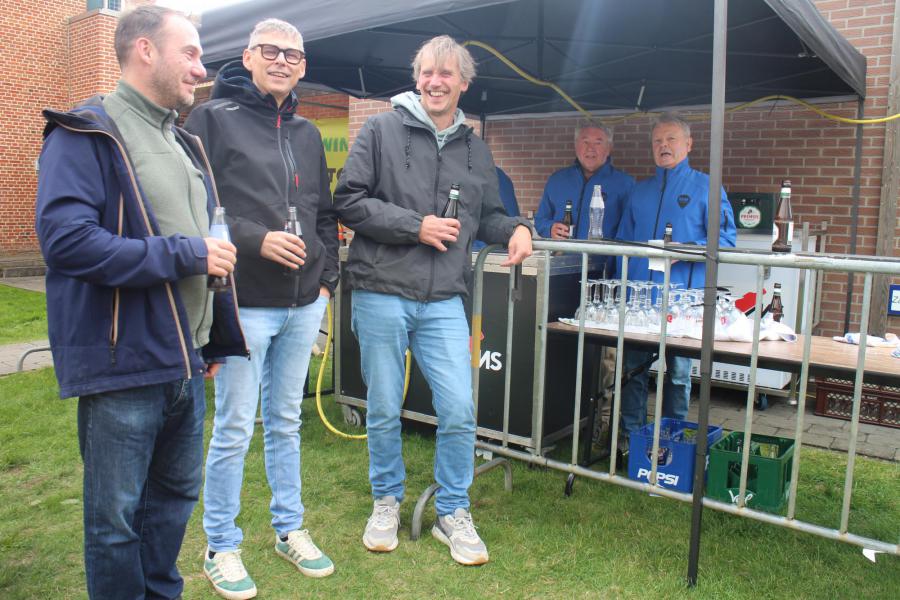 Aan de toog was het ook gezellig © RvH