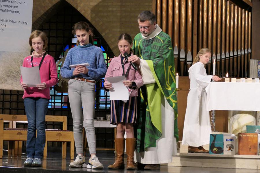 Vierde Gezinsviering in Oostduinkerke 