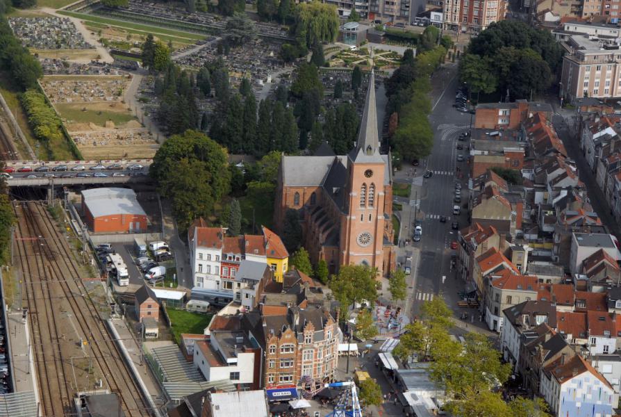 Sint-Pieterskerk uit de lucht gezien © Tom Smets