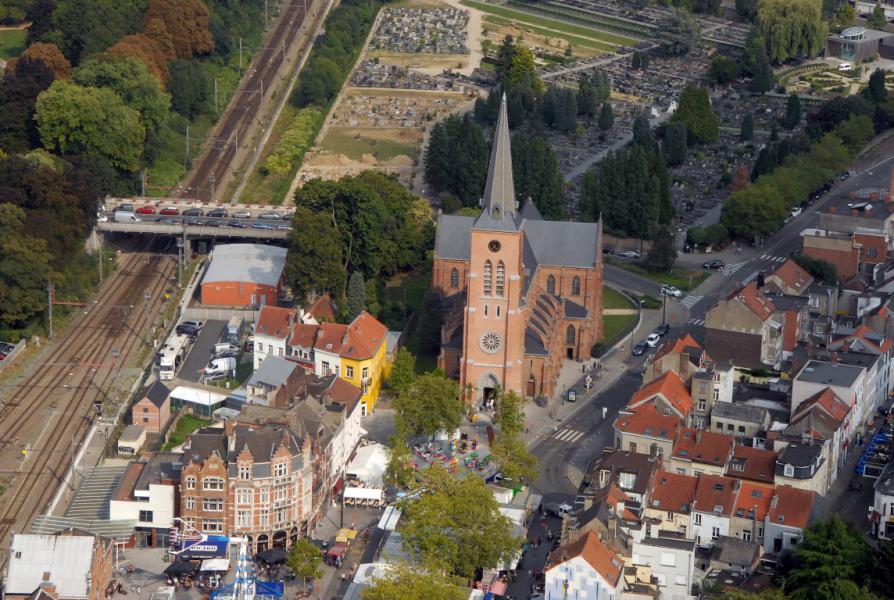 Sint-Pieterskerk uit de lucht gezien © Tom Smets