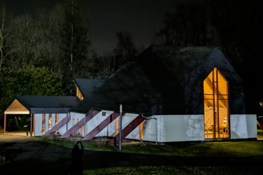 De Leuvense en Kraainemse catechumenen samen met bisschop Vanhoutte © Pastorale zone Leuven aan de Dijle