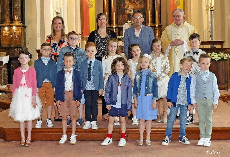 Eerste communiecanten Paleis 