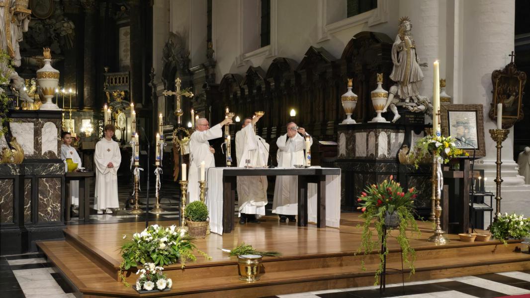 Paaswake 2024 in Abdijkerk Ninove © Philippe Meyer