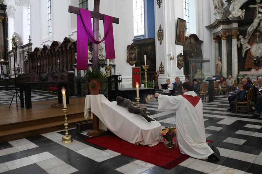 Goede Vrijdag in de Abdijkerk © Philippe Meyer