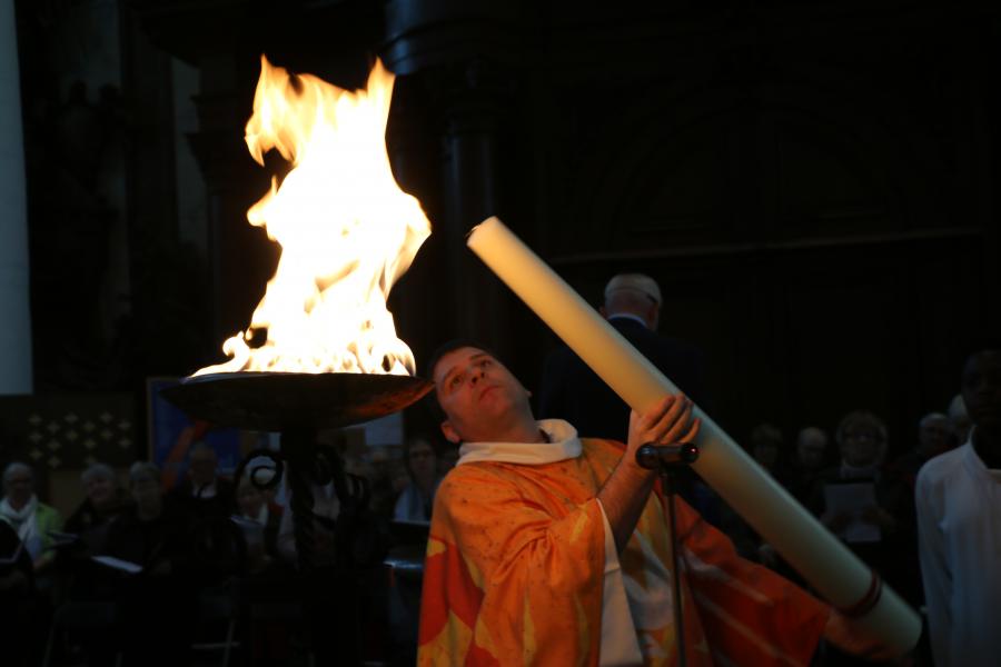 Paaswake in de Abdijkerk © Philippe Meyer