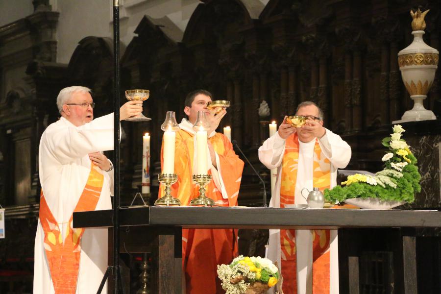 Paaswake in de Abdijkerk © Philippe Meyer