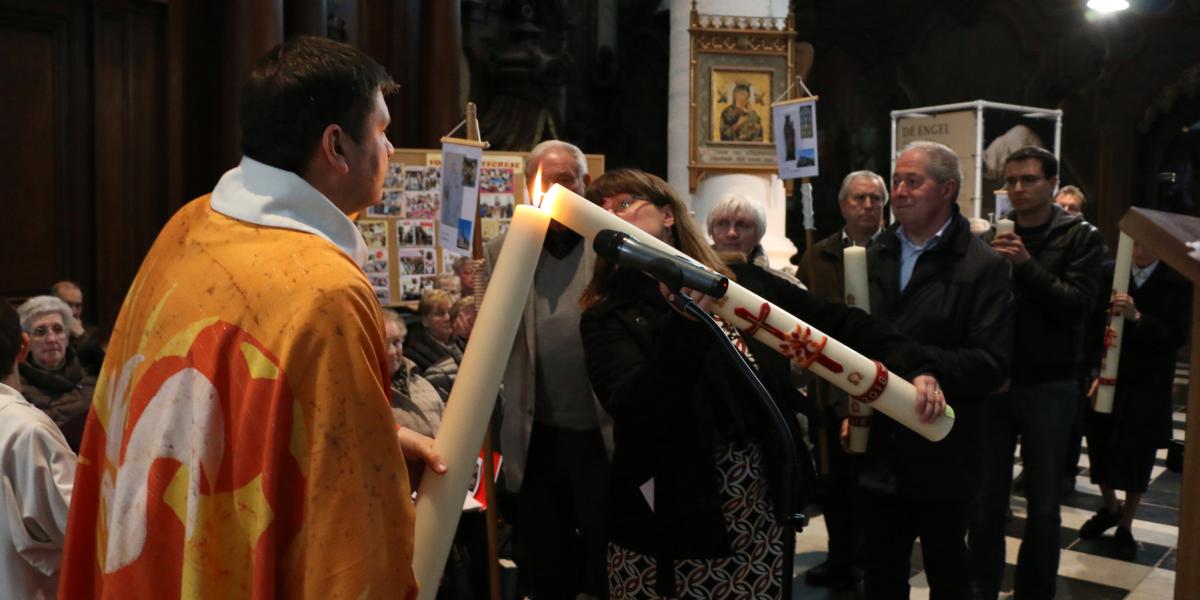 Paaswake in de Abdijkerk © Philippe Meyer