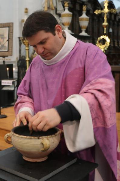 Aswoensdagviering in de Abdijkerk © Philippe Meyer