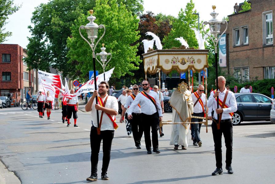 Processie Machelen 2 © Lydia 