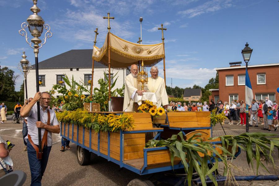 Viering pastoor De Schrijver 