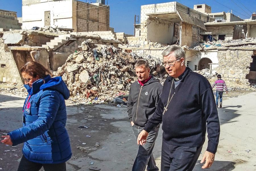 Mgr. Bonny is onder de indruk van de verwoesting in Aleppo. © Bisdom Antwerpen