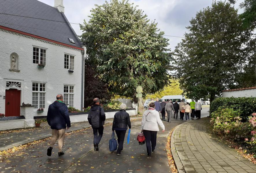 Recollectie tijdens een echte herfstdag in de abdij van Gistel. © Stefaan Pollet