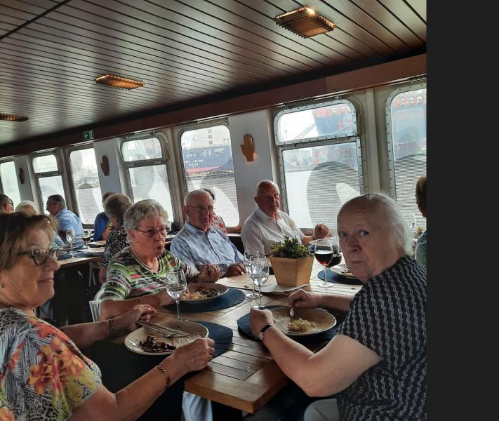 Reis naar de haven van Antwerpen en naar het provinciaal Groendomein  t’ Rivierenhof  