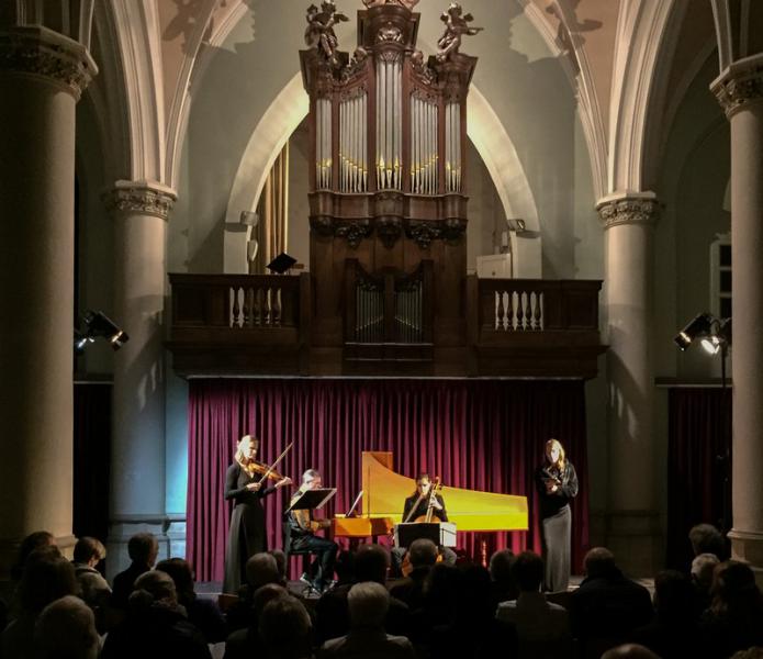 Een concert in de kerk van Roosbeek © HannaH Acteum vzw