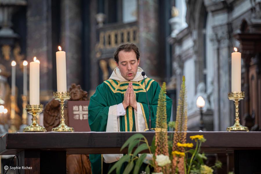 Dankviering priester Jef Van der Gucht - Abdijkerk Ninove - 11 juli 2021 © Sophie Richez