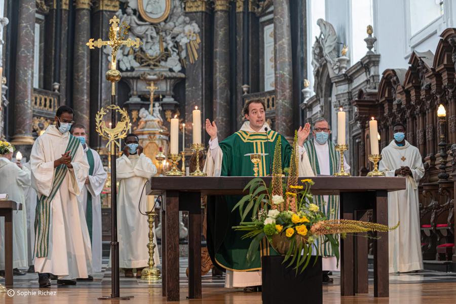 Dankviering priester Jef Van der Gucht - Abdijkerk Ninove - 11 juli 2021 © Sophie Richez